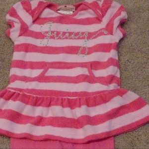 EUC 2PC set JUICY pink peplum w/capri